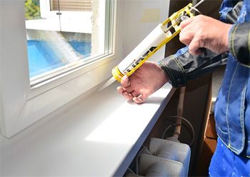 Герметизация оконных швов