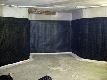 Почему необходима качественная гидроизоляция подвала